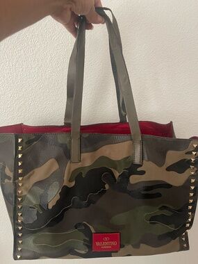 Valentino Garavani Rockstud Camo Tote Handbag